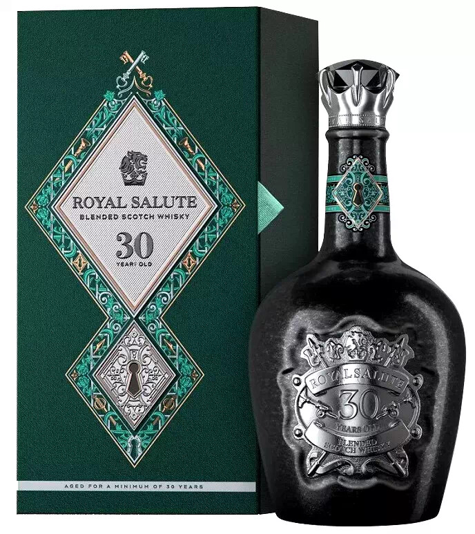 Chivas Regal Royal Salute 30 éves Whisky 0.5l